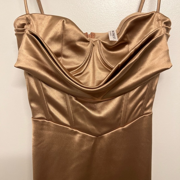Lucy in the Sky Gold Maxi Dress - Picture 5 of 5